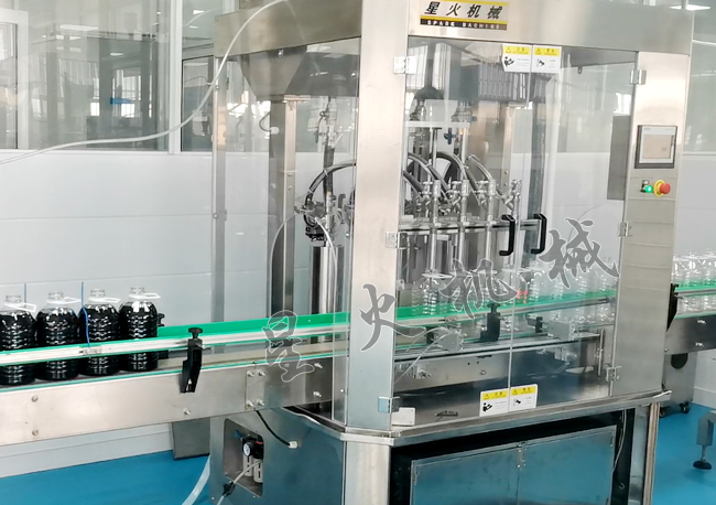 星火整套食用油灌裝流水線應(yīng)用展示