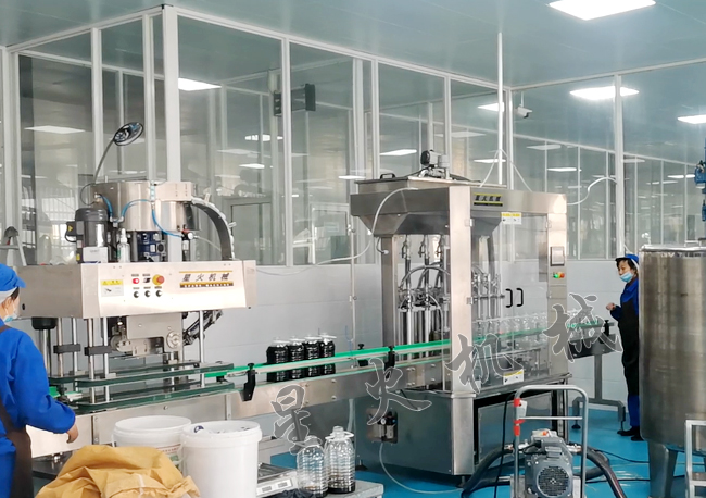 星火整套食用油灌裝流水線應(yīng)用展示