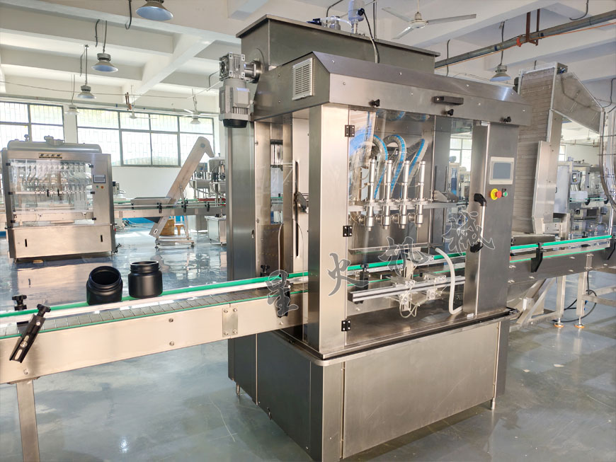 С����Ͱ�����u�Ԅ�(d��ng)���b���w���a(ch��n)��չʾ�D