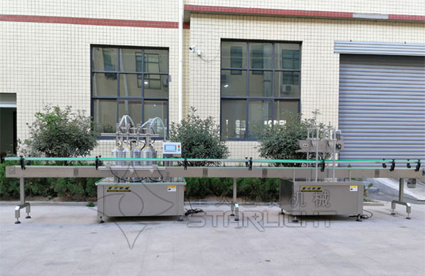 星火食用油流水線設(shè)備展示