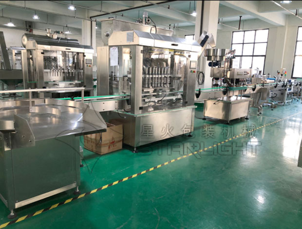 星火全自動(dòng)果醬灌裝生產(chǎn)線設(shè)備展示