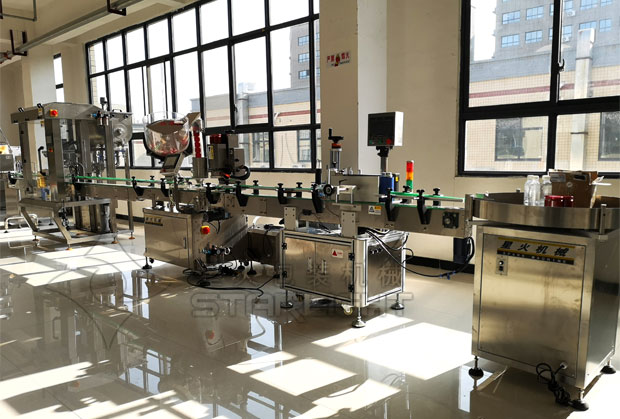 星火全自動(dòng)蒜蓉醬加工生產(chǎn)線設(shè)備展示