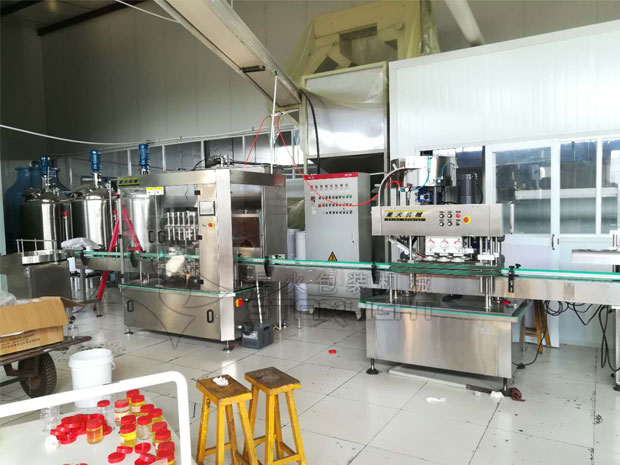 星火蜂蜜自動化灌裝包裝生產(chǎn)線展示