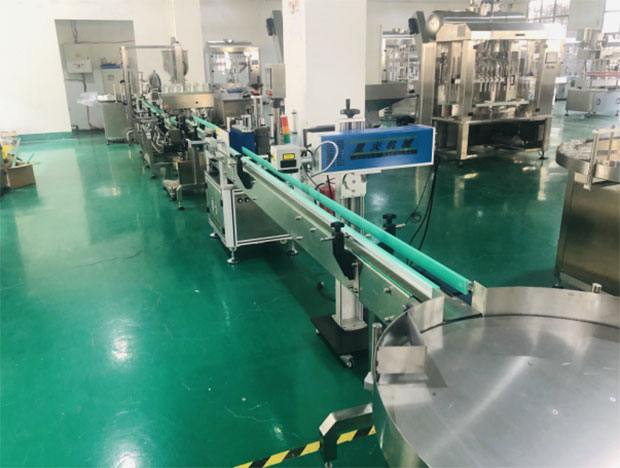 全自動(dòng)剁椒醬灌裝流水線設(shè)備展示