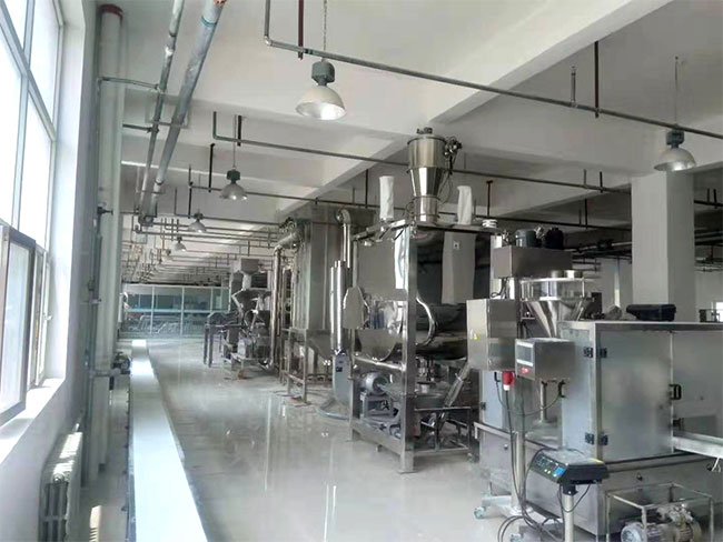 包裝生產(chǎn)線設備車間實拍