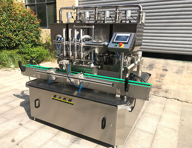 星火辣椒醬灌裝機(jī)設(shè)備展示
